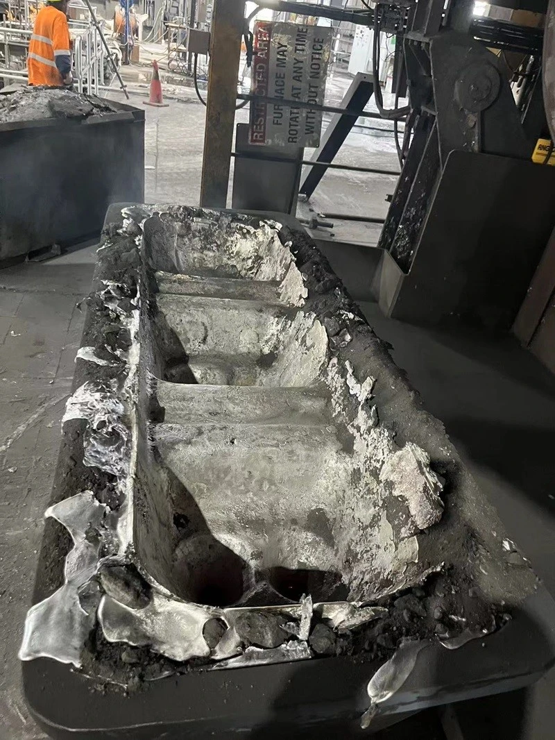 Aluminum dross press system 4 Aluminum dross press system 4